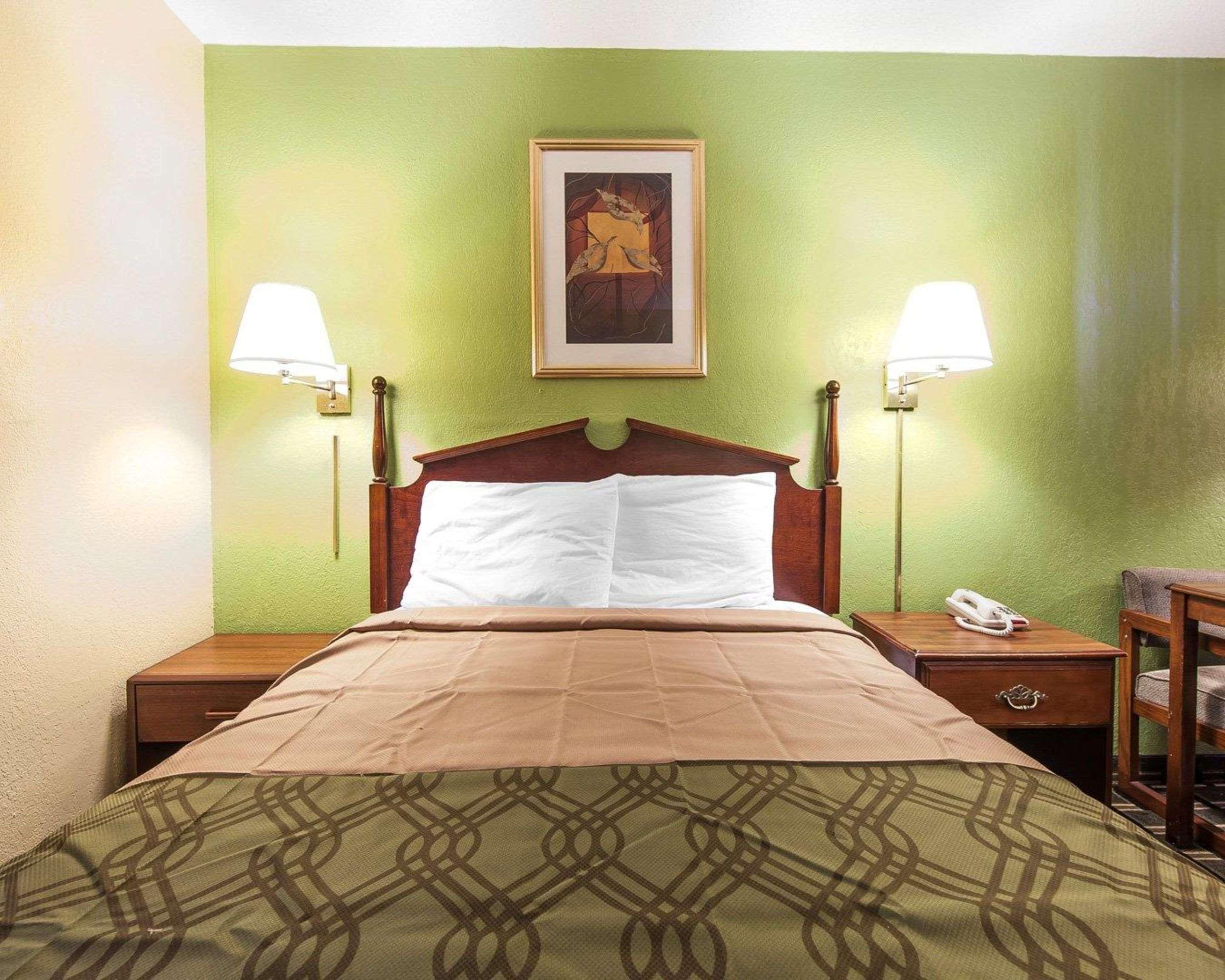 Econo Lodge Cleveland Buitenkant foto