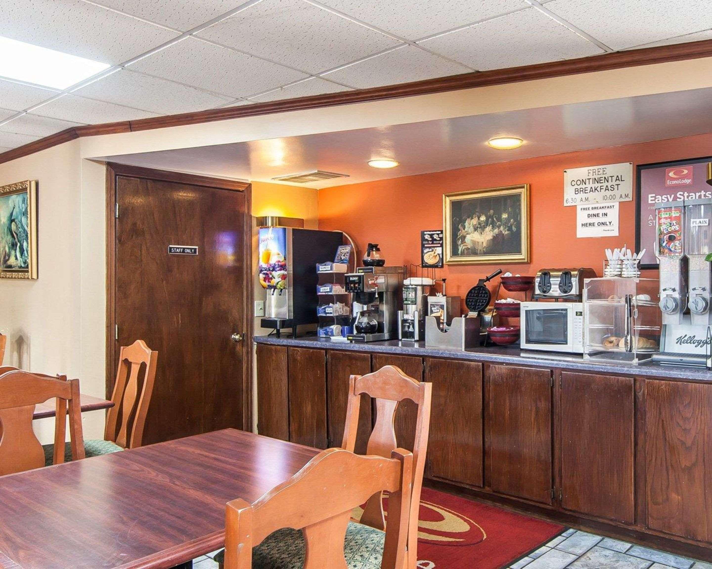 Econo Lodge Cleveland Buitenkant foto