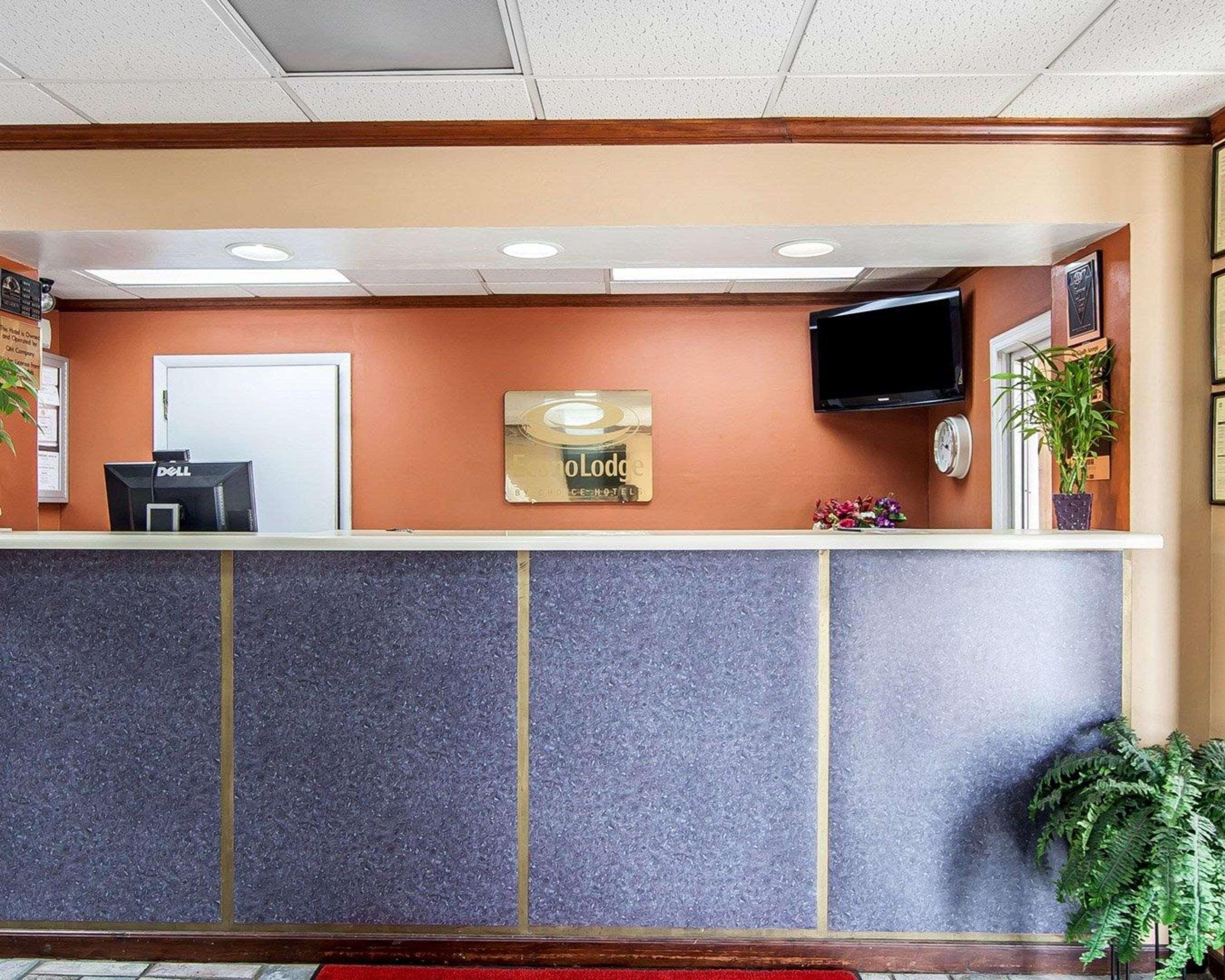 Econo Lodge Cleveland Buitenkant foto